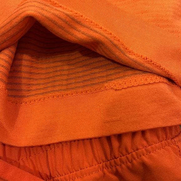 Men’s Large Lululemon t shirt and shorts bundle - Picture 9 of 10